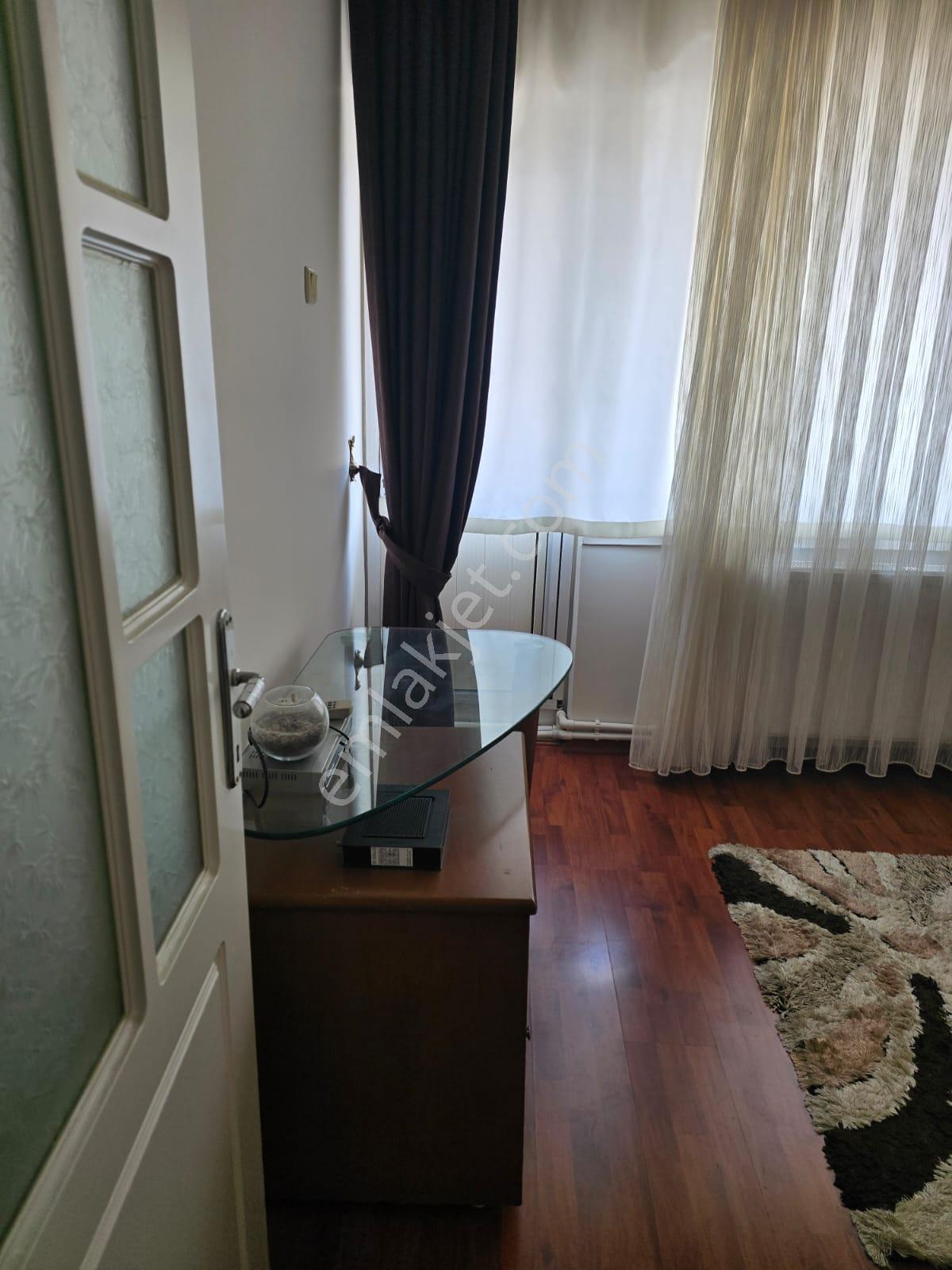 Karaköy Cadde Üzeri 3+1 Full Eşyalı Kiralık Ara Kat Daire - Görsel 23