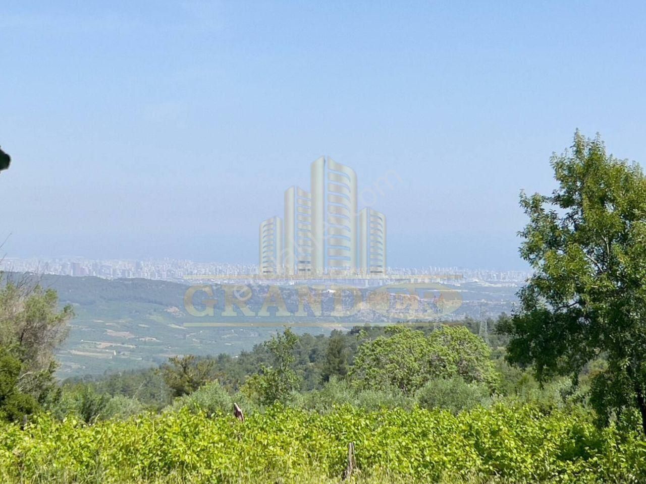 Mezitli Kuzucubelen'de Şehir Ve Deniz Manzaralı Yatırımlık