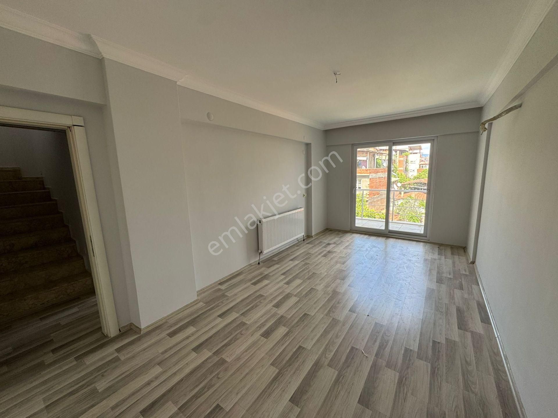 📣 📣 Yıldıztepe Mahallesinde 6+1 Kiralık Dubleks Daire 📣 📣 - Görsel 9