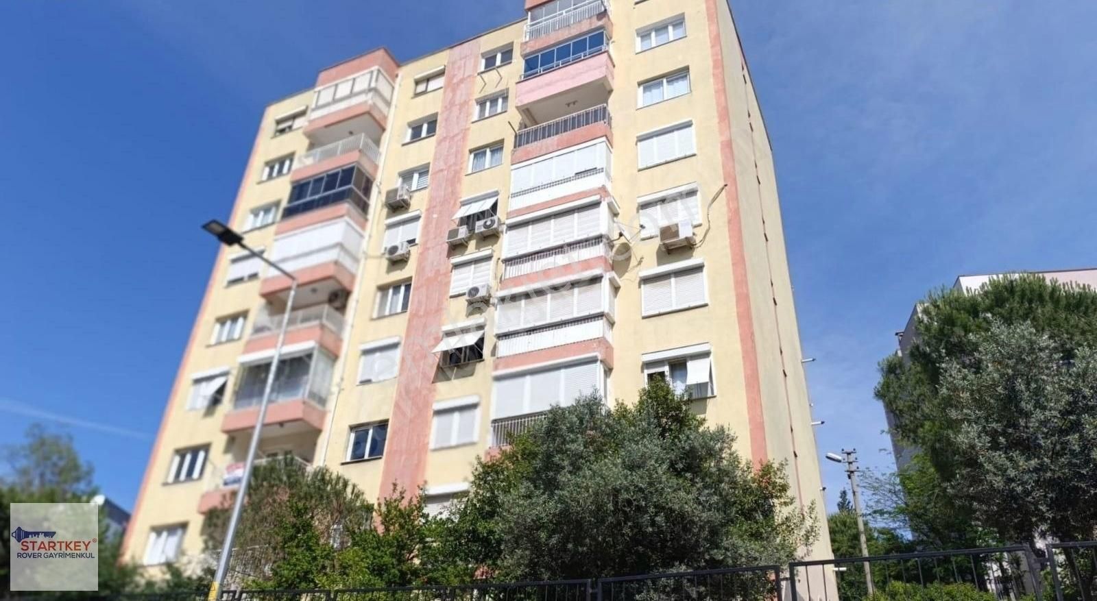 Çiğli Egekent Merkezi Konumda Satılık 3+1 Daire