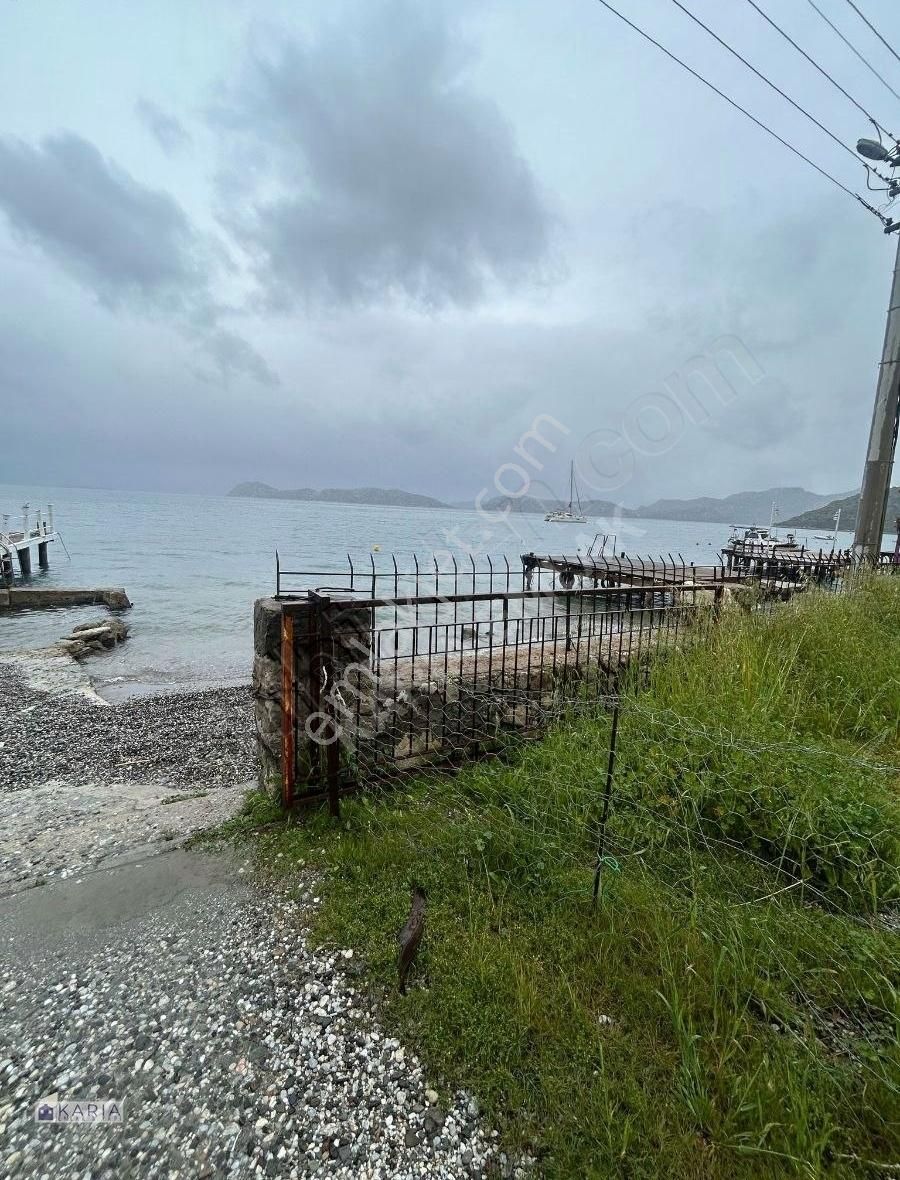 Marmaris Söğüt Mahallesi'nde Denize Sıfır Arazi 2.240 Metrekare