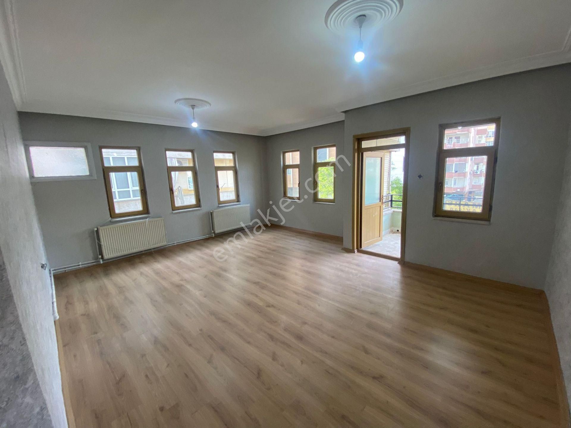 World İlkevim'den Yenişehir'de Bakımlı 3+1 Kiralık Daire
