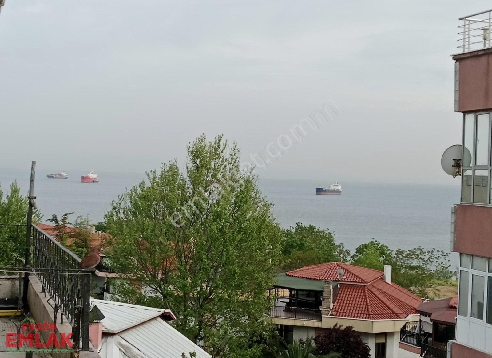 Evgör Emlak'dan Denizköşklerde 3+1 Sahile Yakın Uygun Daire