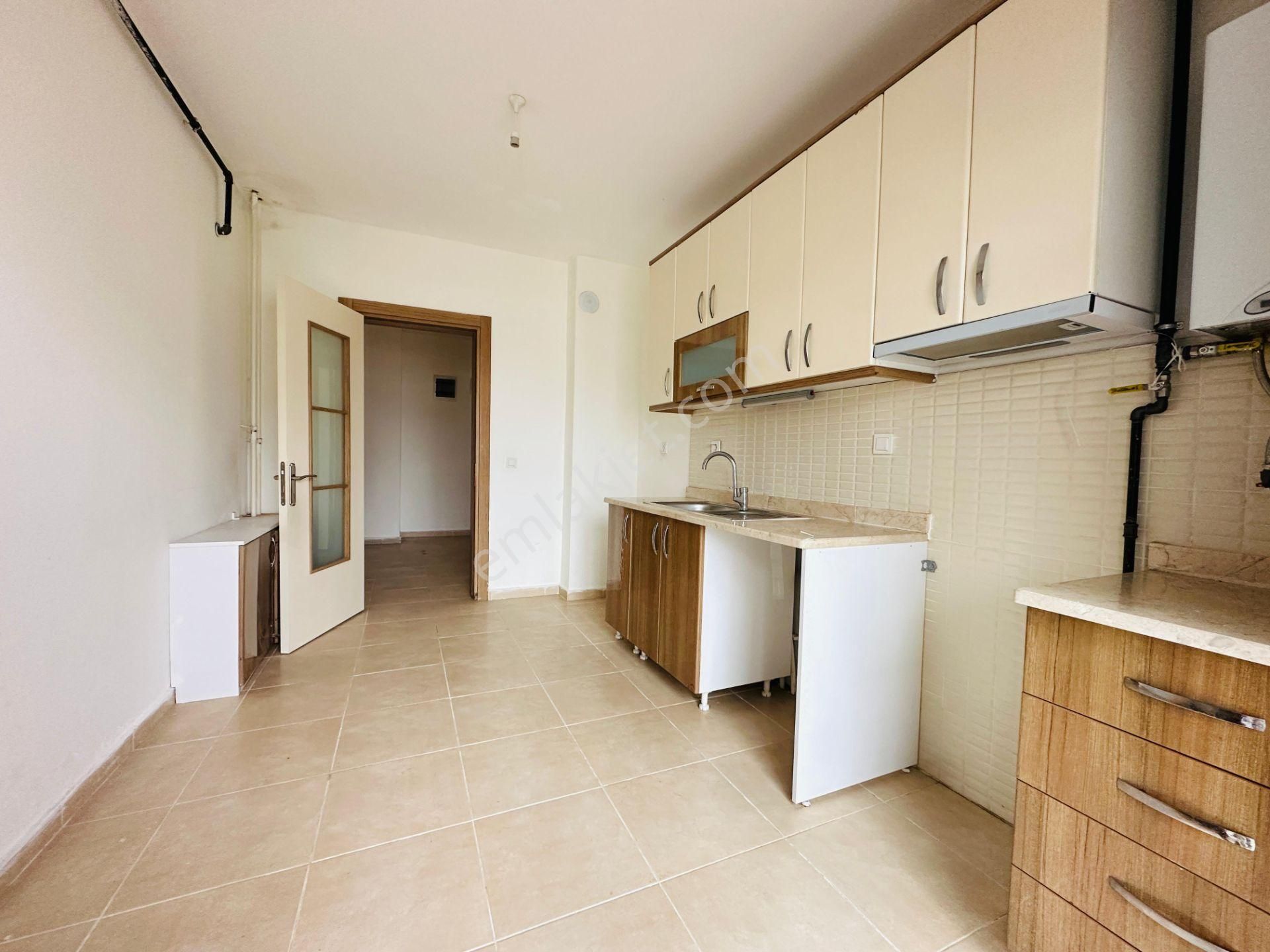 Altıağaç'da Toki Bloklarında 3+1 Giriş Kat Kiralık Daire !!!