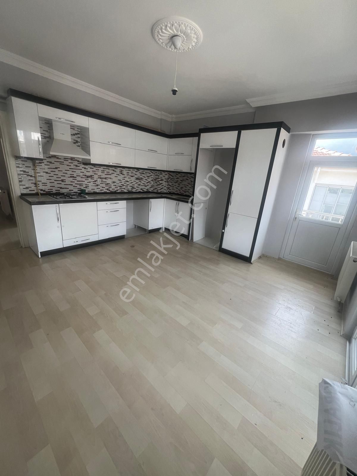 Arkadaş Emlaktan Şenyurtta 3+1 Satılık Daire