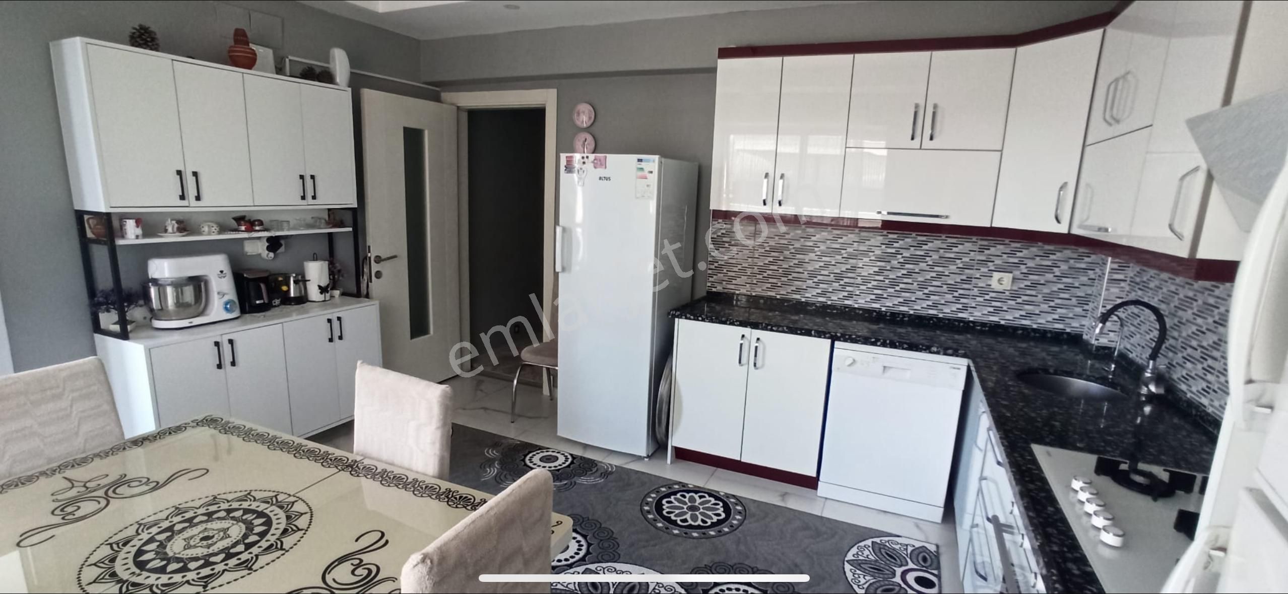 Marko Paşa Gayrimenkulden İstasyon Mahallesinde Kiralık Daire