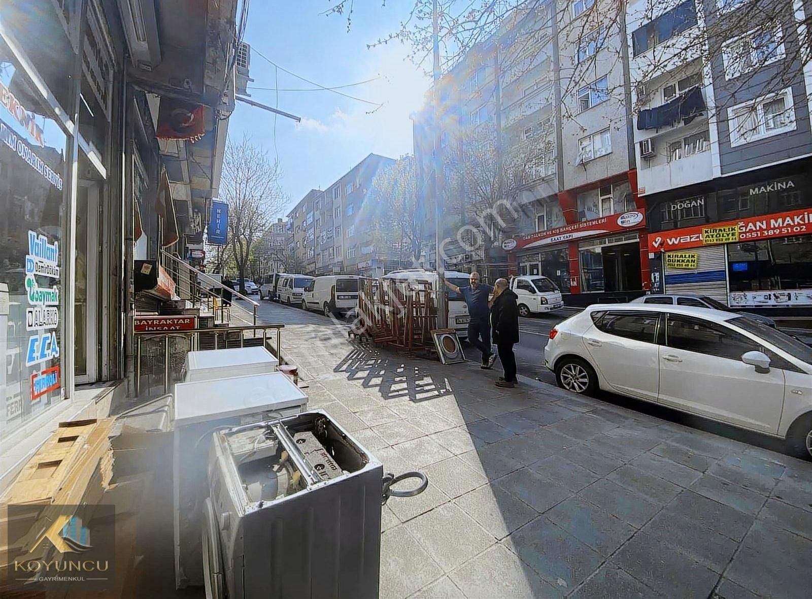 Polıgon Caddesi Satılık Depolu 120m Dükkan