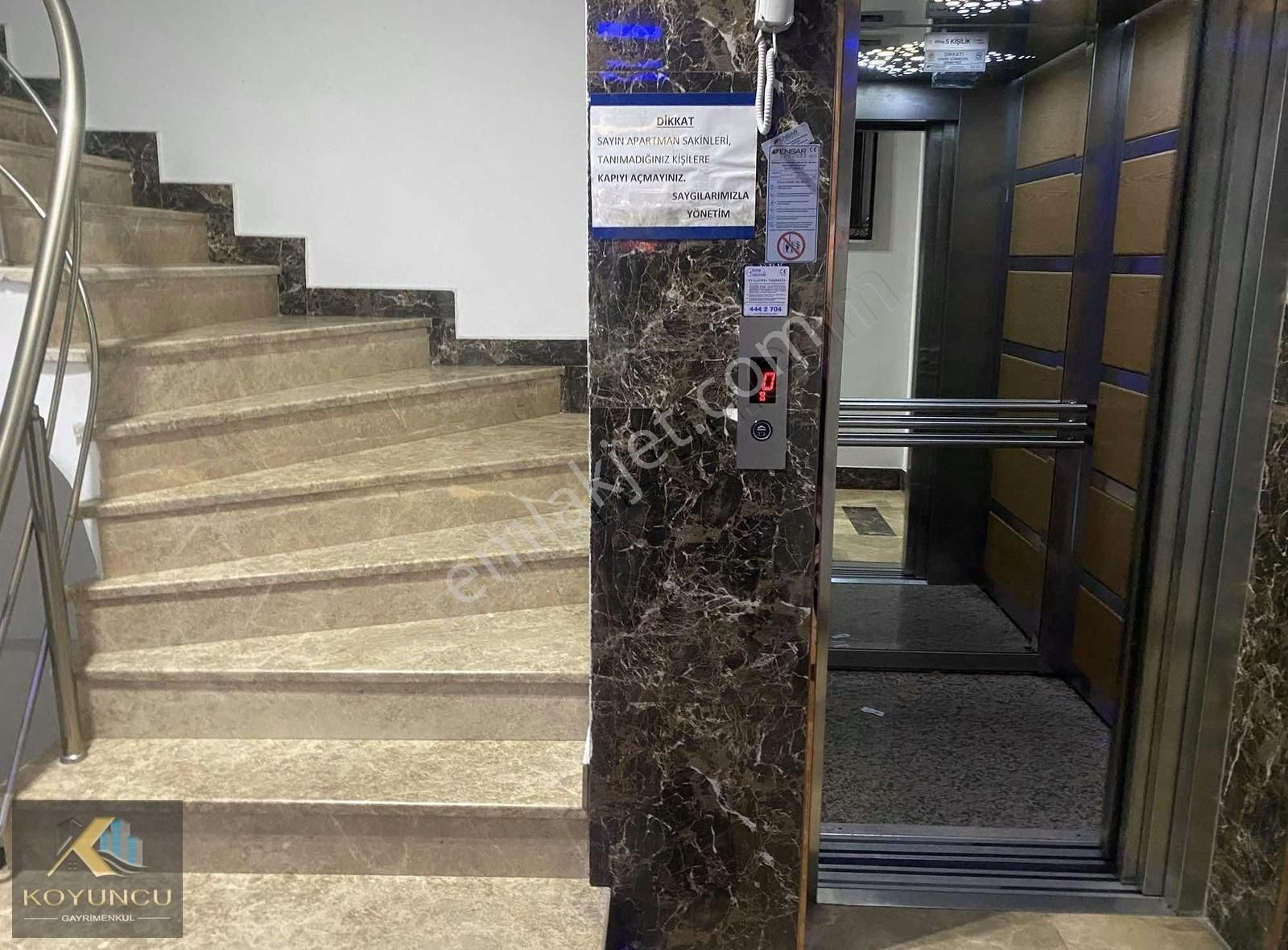 Gaziosmanpaşa Meydanda Asansörlü Satılık 2+1 - Görsel 17