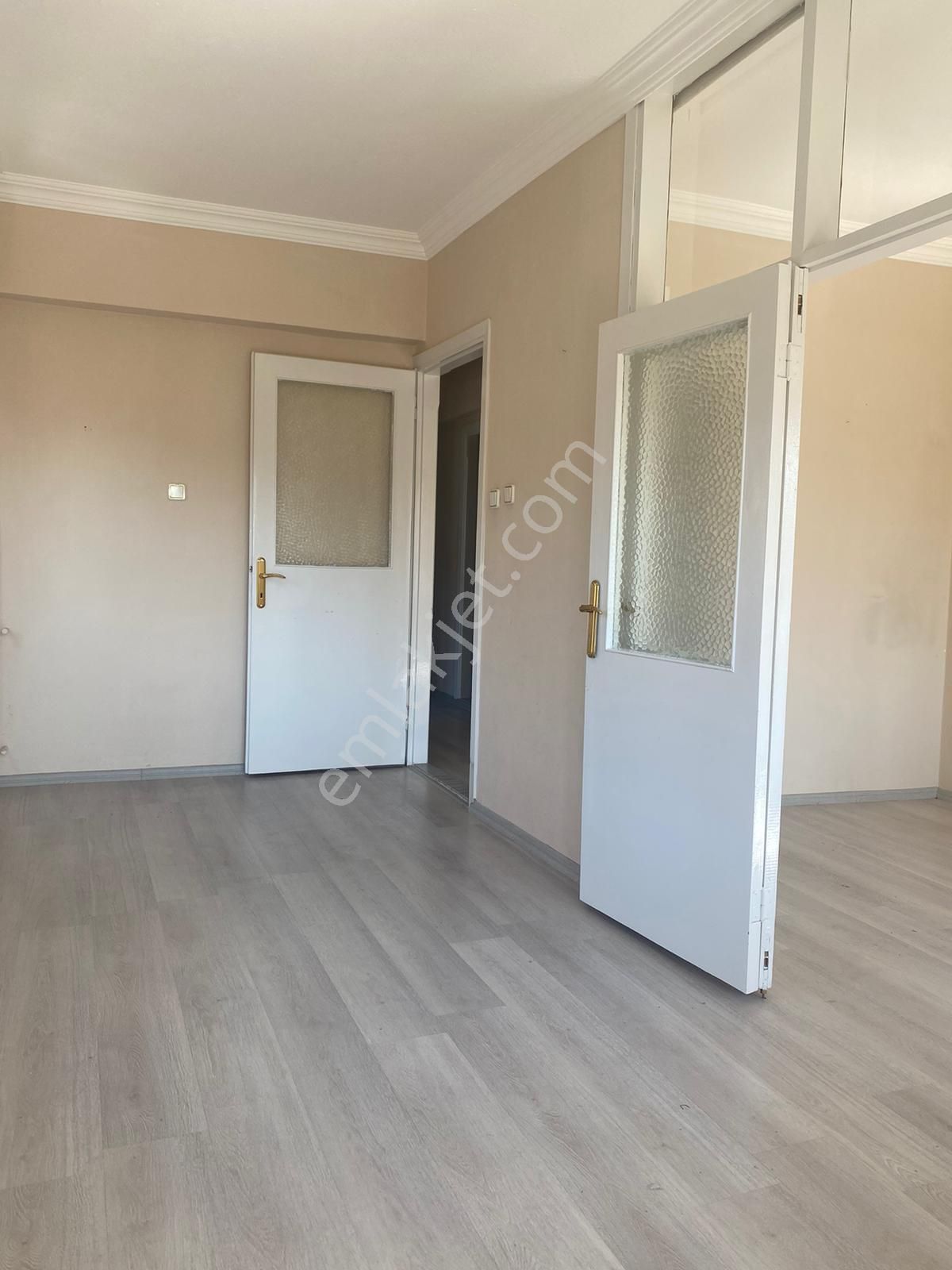İzmir Ödemiş Atatürk Mahallesi'nde Kiralık Daire