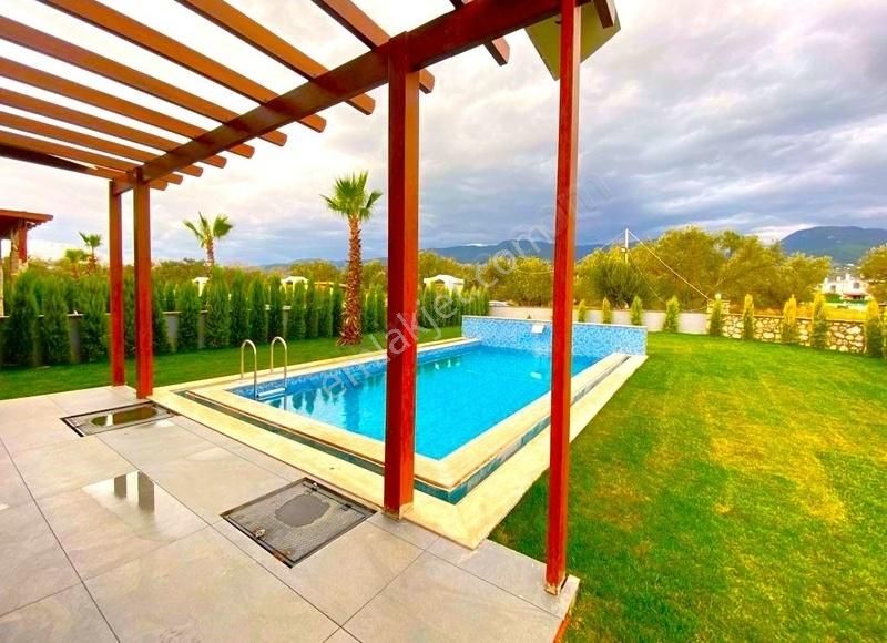 **arya*dan Kaz Dağları Ve Ege Denizi Arasında Lüks Villa