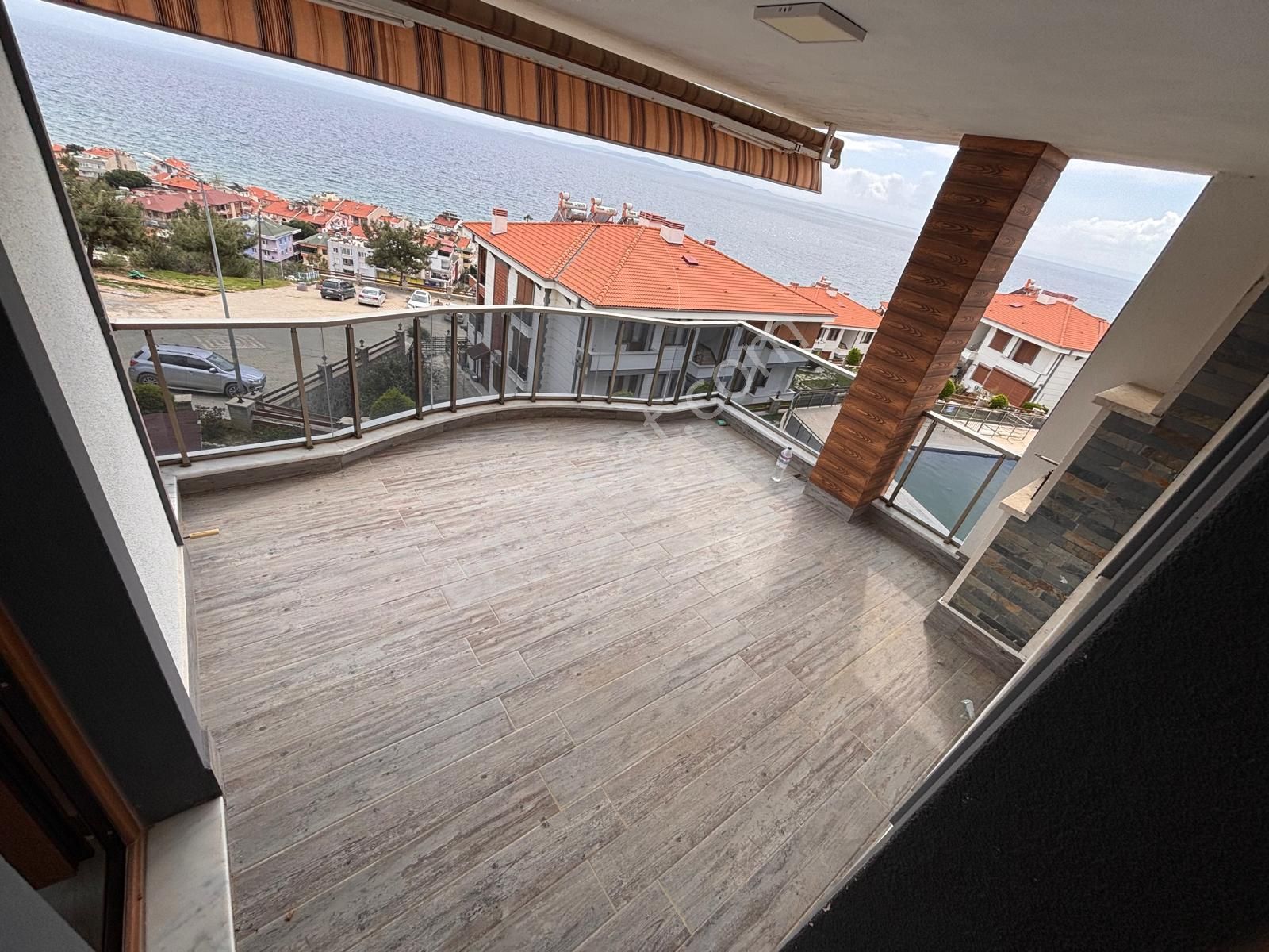 **arya**dan Küçükkuyu'da Deniz Ve Midilli Manzaralı 3+1 Daire - Görsel 2