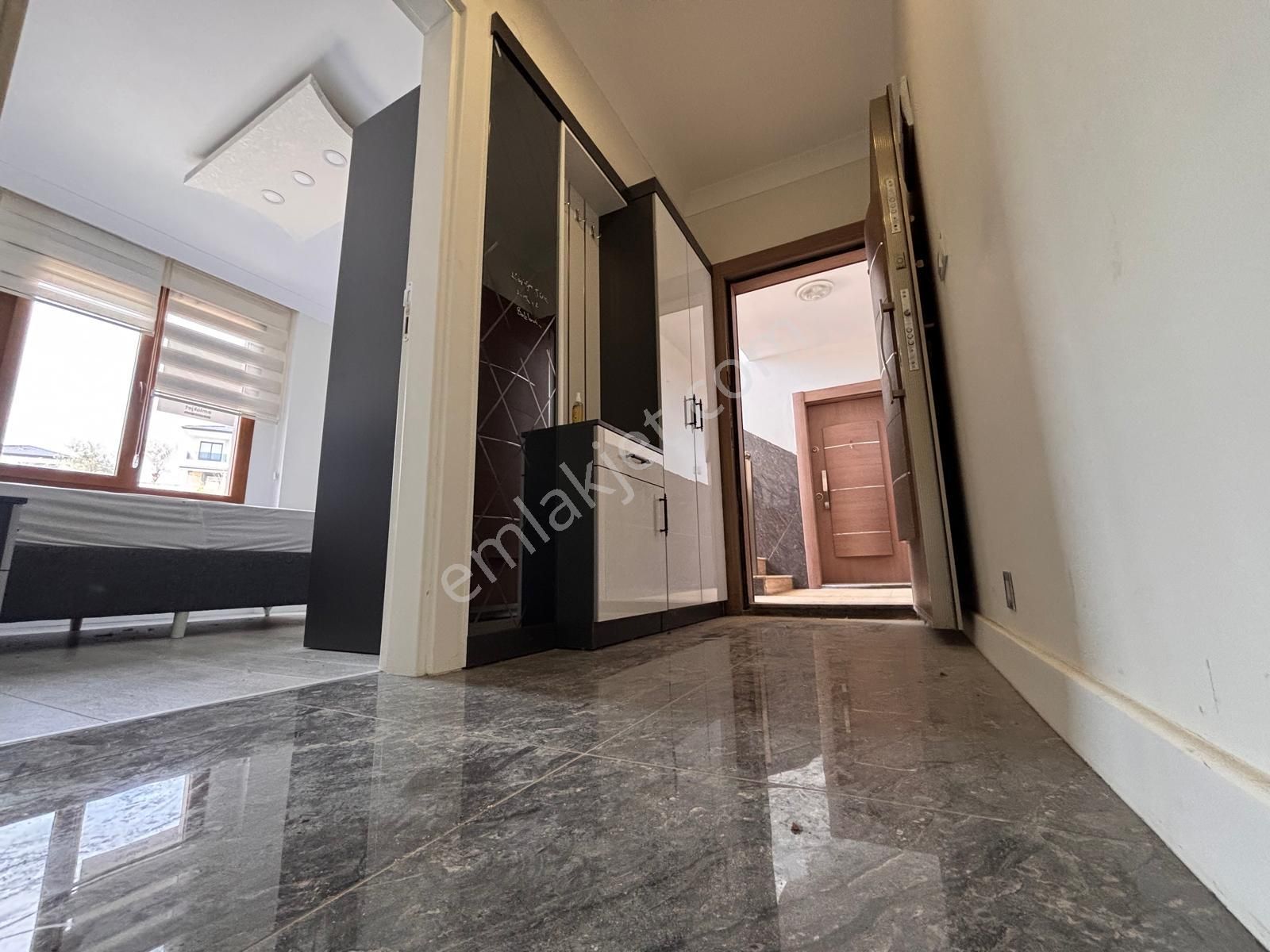 **arya**dan Küçükkuyu'da Deniz Ve Midilli Manzaralı 3+1 Daire - Görsel 17