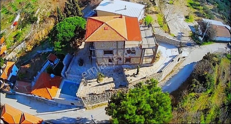 Arya'dan Güre Çamlıbel Köyünde 650 M2 Arsa İçinde 6+1 Taşvilla - Görsel 7