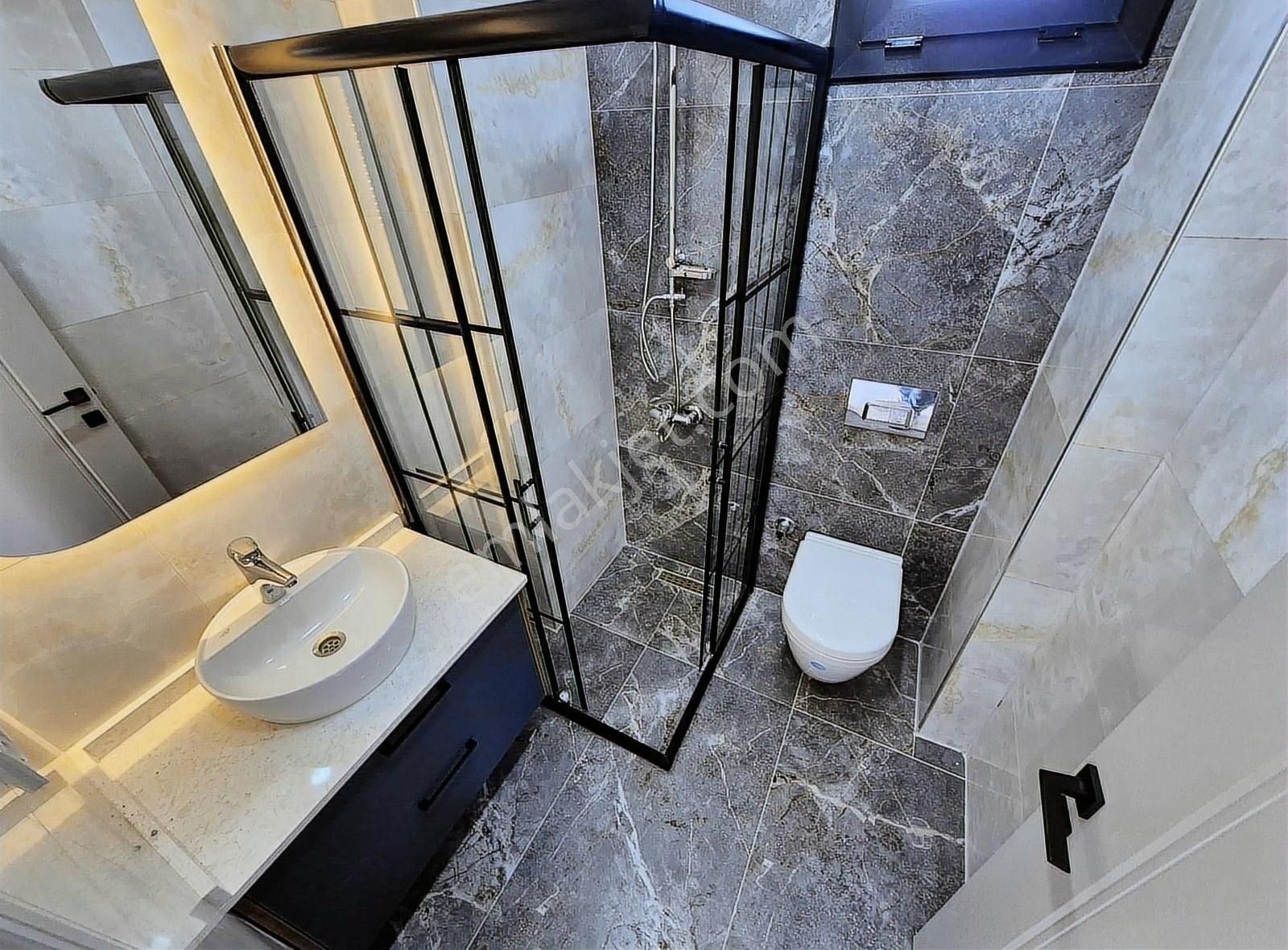 Arya*dan Altınoluk Fener Mevkiinde 5+1 Havuzlu Müstail Villa - Görsel 29