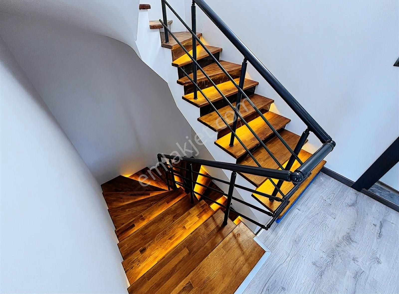 *arya*dan Kaz Dağlarının Eteklerinde Deniz Manzaralı 4+1 Villa - Görsel 31