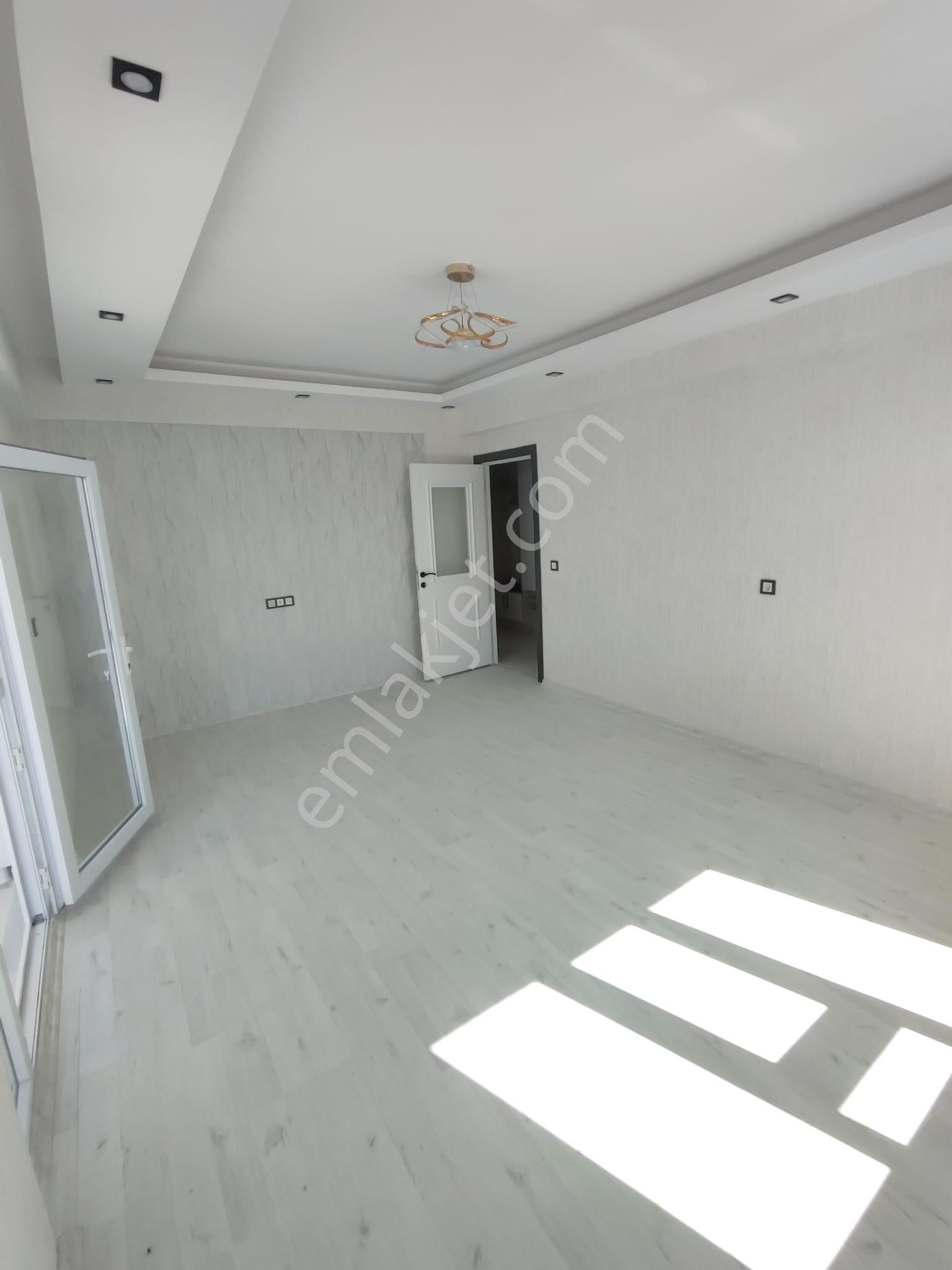 Konya/ Karatay Hasan Dede Mescit Mah.de Satılık 2+1 Daire