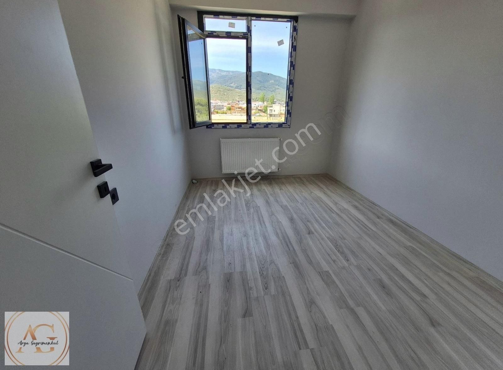 Arya'dan Kazdağları Manzaralı 2+1 Arakat Ön Cephe Daire