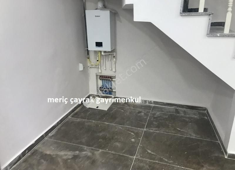 Mükemmel Konumda Cadde Cepheli Satılık Dubleks Home Ofis