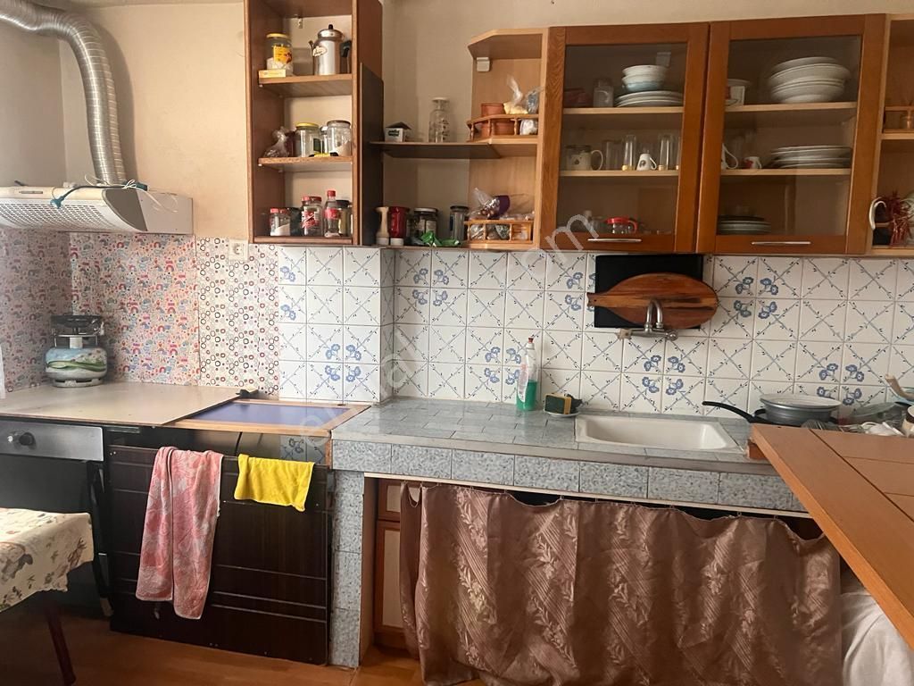 Avcılar Cihangir De 1+1 Ara Kat Kiralık