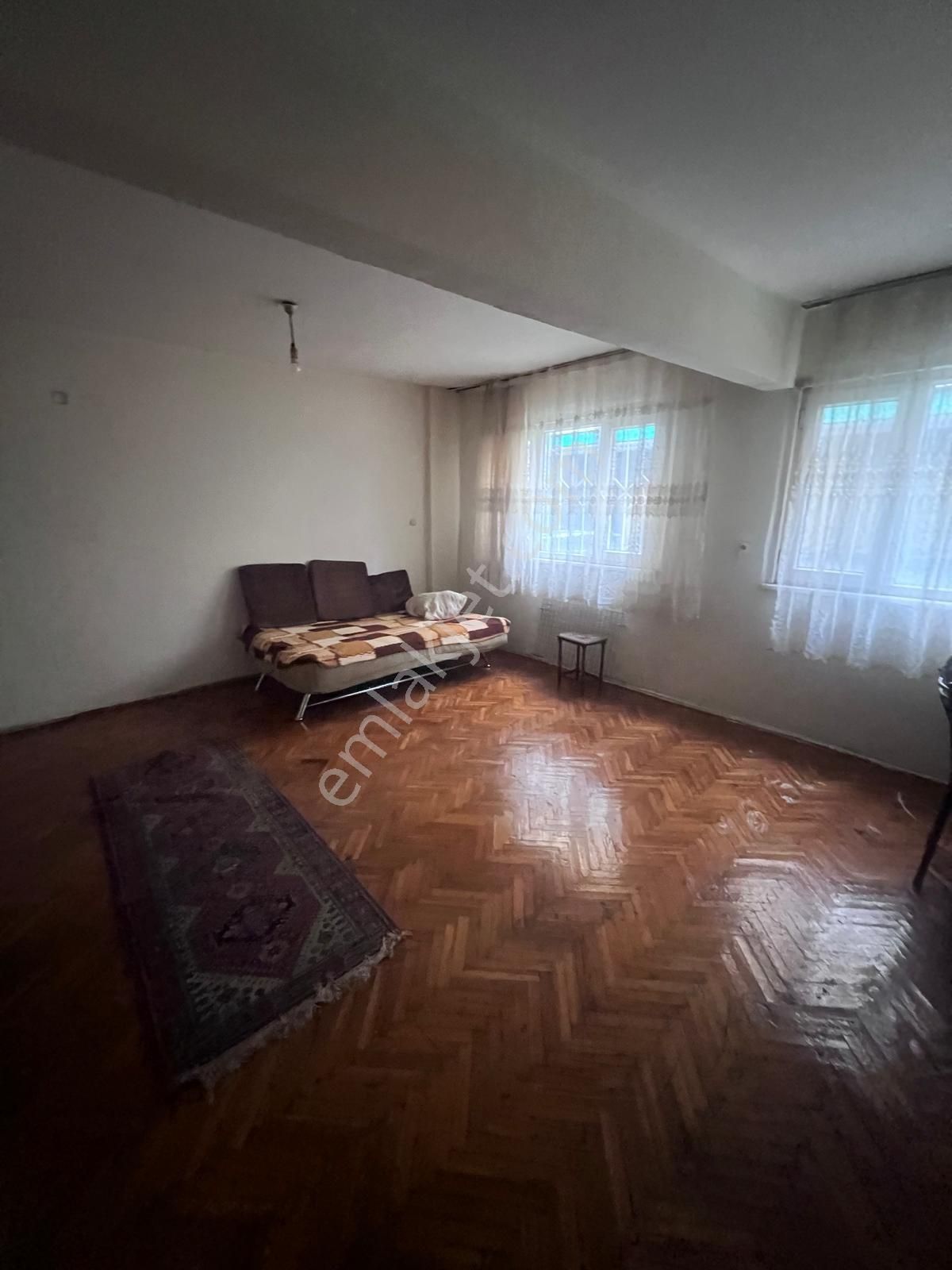 Avcılar Cihangir De 2+1 Ara Kat Kiralık