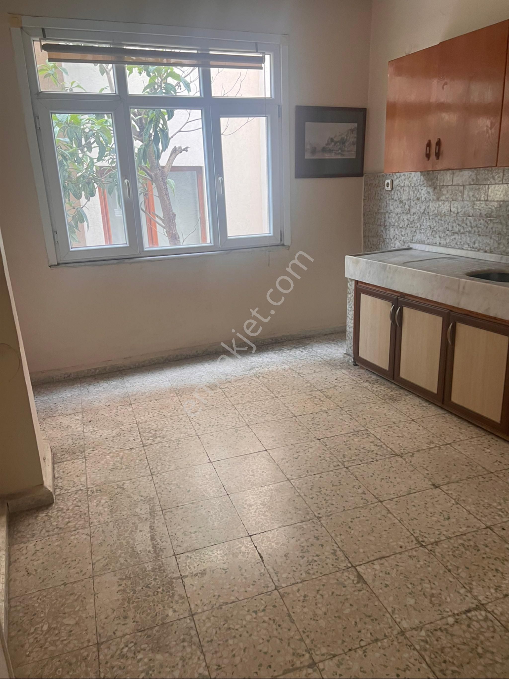 Avcılar Cihangir De 2+1 Ara Kat Kiralık