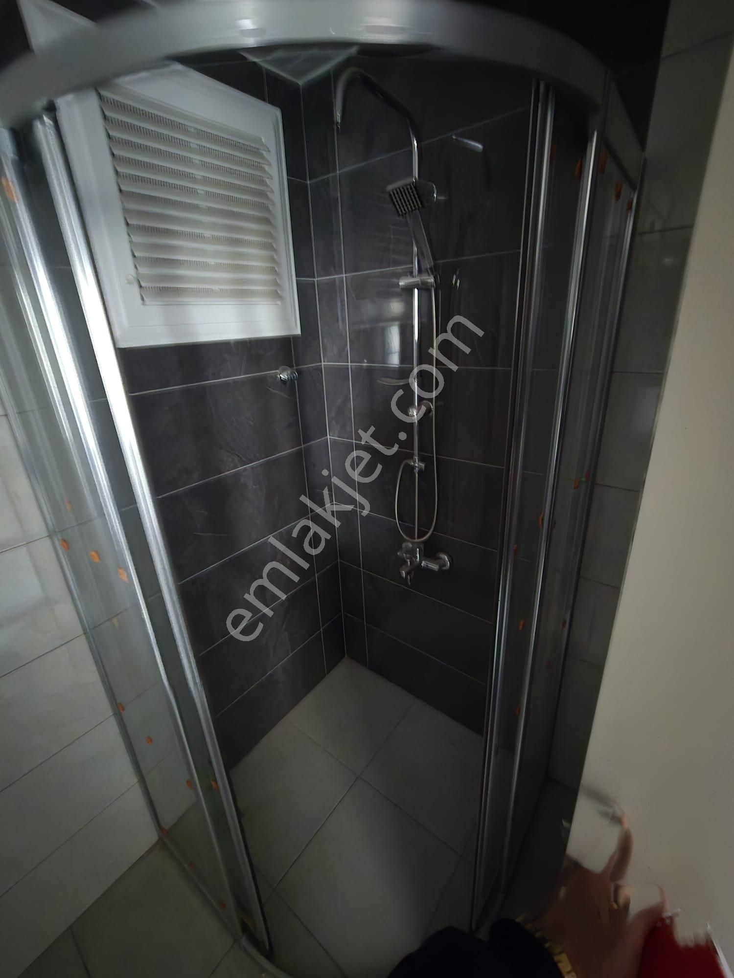 Kuyulukta Cepheleri Ferah Geniş Oturumlu 2.5+1 Lüx Dairemiz - Görsel 10