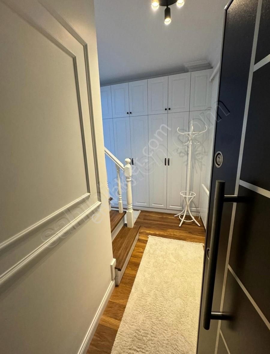 Yalova Merkez Bahçelievler Mahallesinde Dubleks Daire