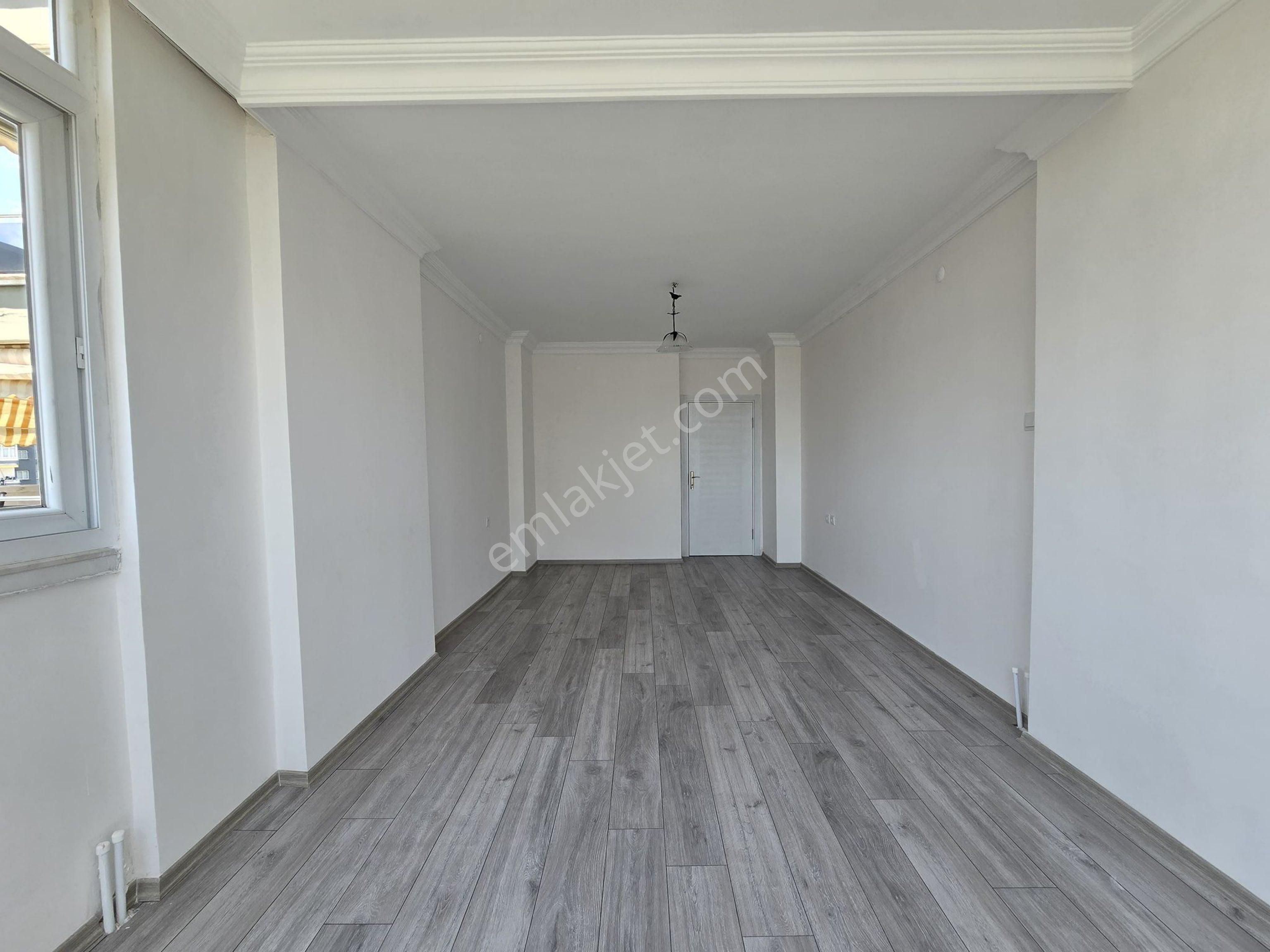 Mederes Mahallesinde 2+1 Geniş Oturumlu Deniz Manzaralı Daire - Görsel 7