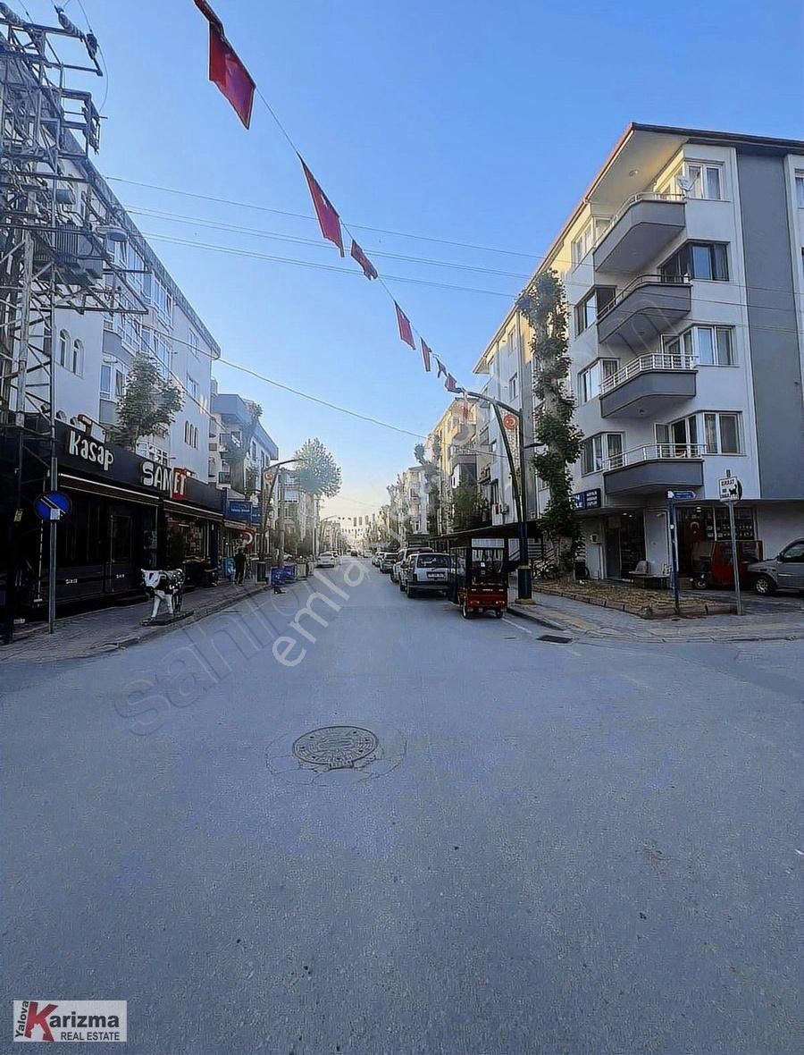 Çiftlikköy Sahil Mahallesi 3+1 Eşyalı Arakat Satılık Daire