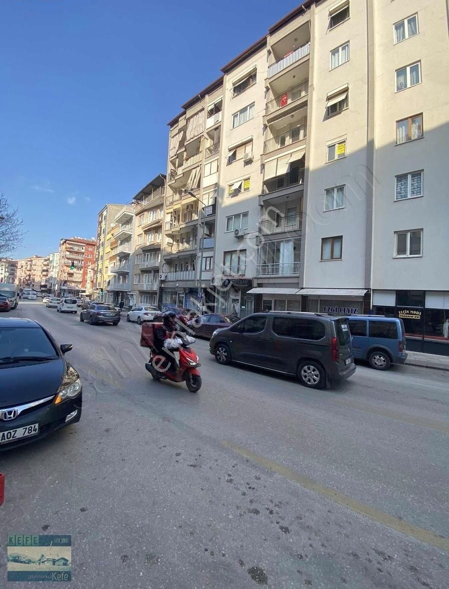 Lozan Caddesi Üzeri Ara Kat 3+1 Daire