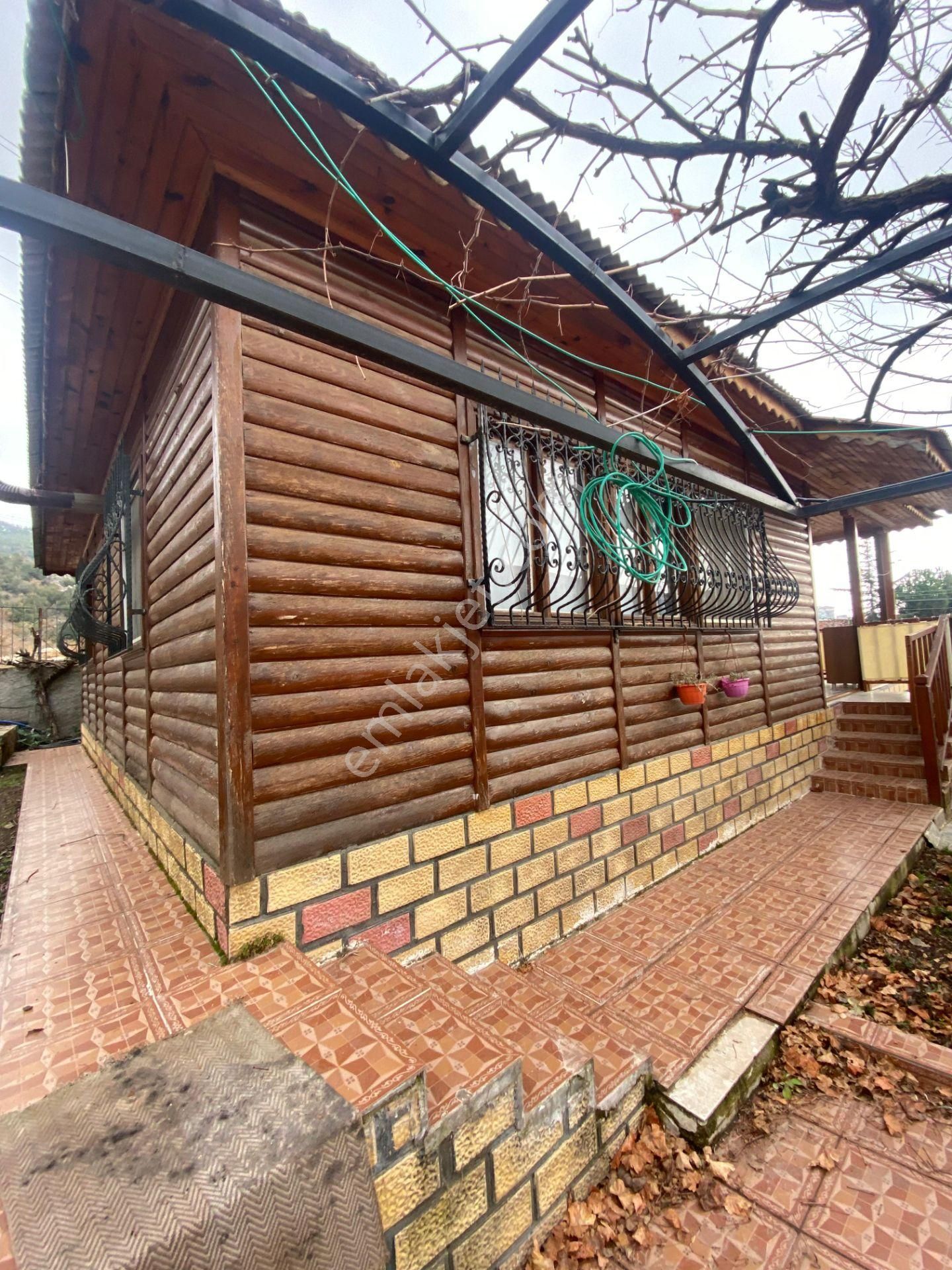 Ergünden Soğucak Yaylasında Önü Açık Özel Alanlı Müstakil Ev
