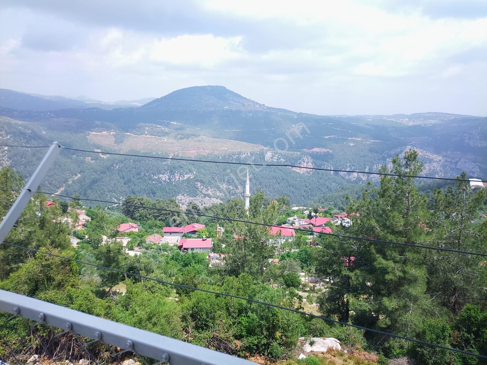 Tarsus /yalamık / Körkuyu Mevkin'de 4 Dönüm Hazır Kurulu Ev İçinde Satılık Tarla