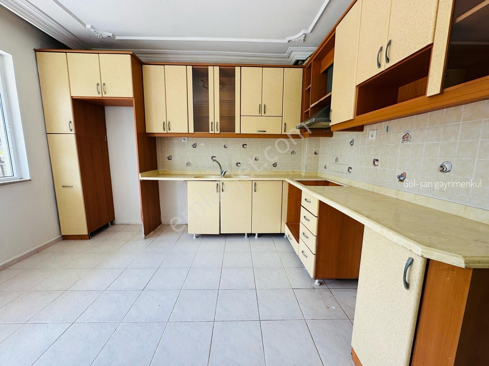 🏡 Göl-san Gayrimenkul’den 🏡 Pınarbaşı Mahallesinde 3+1 Kiralık Daire