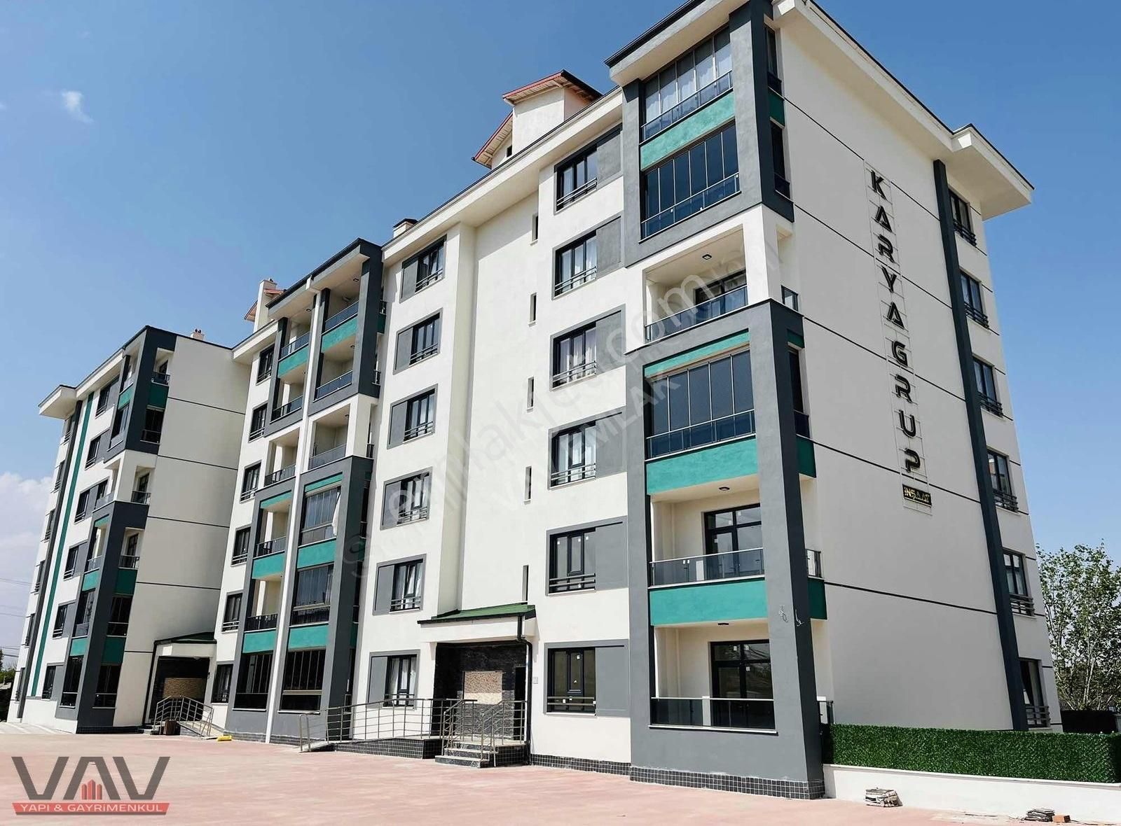 Karaman Yolu Göbeği Ultra Lüks Site İçi Arakat 3+1 Sıfır Daire!