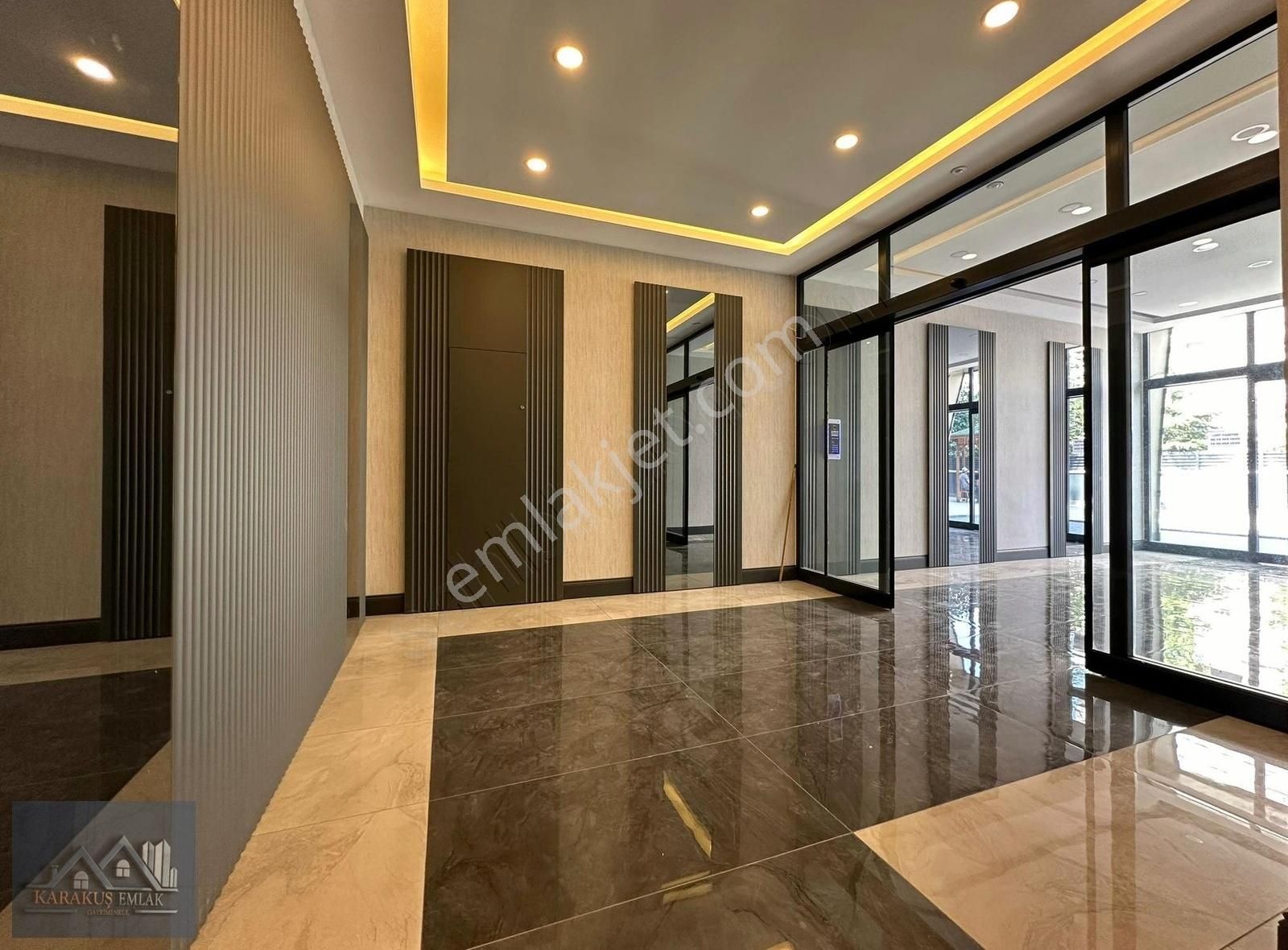 Karakuş'tan █ Bölgenin En İyisinde K.garajlı, Y.ısıtma 210m² 4+1