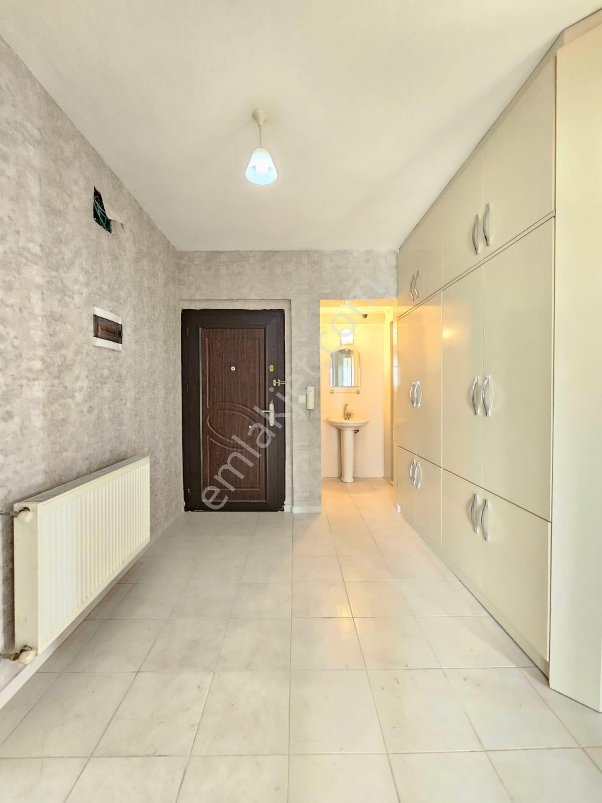 Denizli Selçukbey'de Kaçırılmayacak 3+1 170 M2 Acil Satılık Son Daire