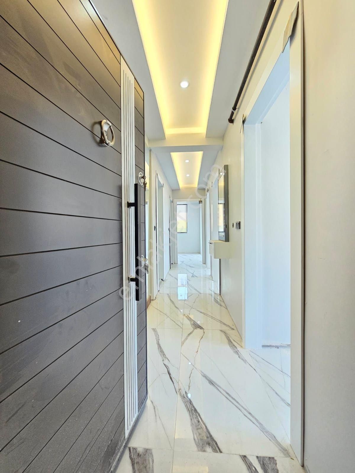 Denizli Gümüşçay Da 2+1 120 M2 Kapalı Otoparklı Fırsat Kaçırılmayacak Satılık Daireler