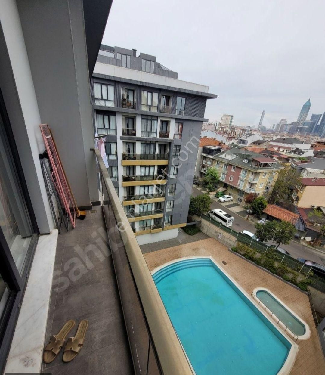 Havuzlu-güvenlikli Nezih Site İçinde 2+1 80m2.5.kat
