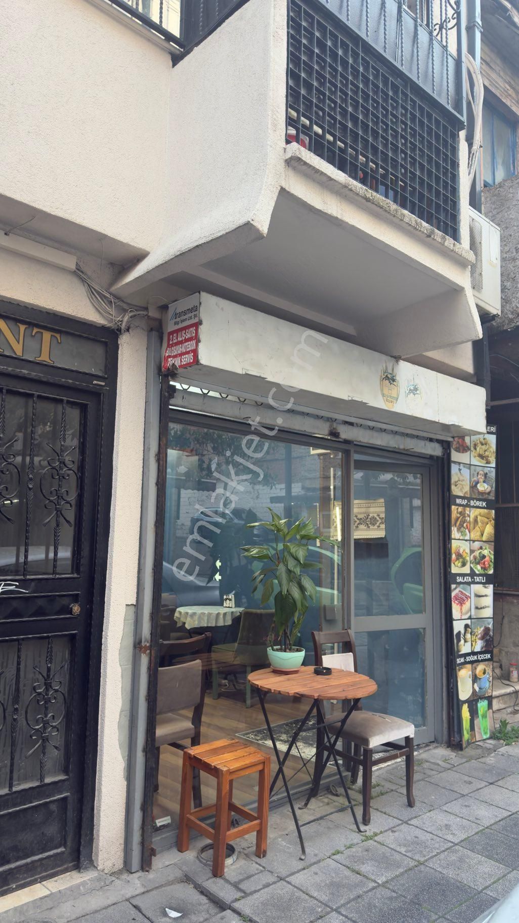 Kadıköy Rasimpaşa’da Yatırımlık Bahçeli Dükkan – İşlek Lokasyon, Giriş Kat!