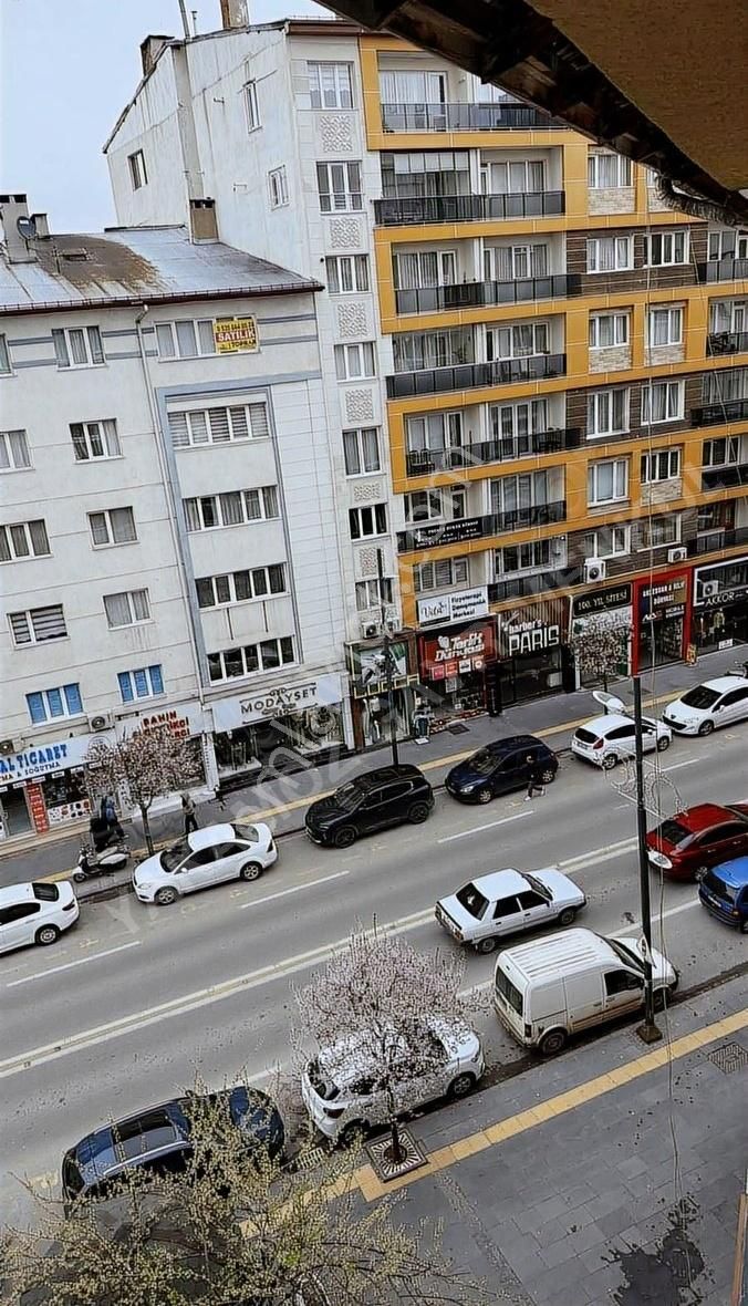 Yakamoz Gayrimenkulden İstasyon Arap Evliyası Yanı Satılık 3+1