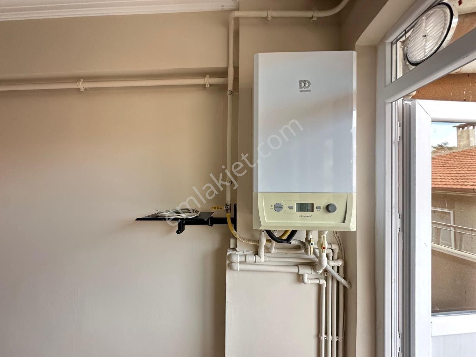 Vadi Emlak'ta Gülbaharhatun Mahallesinde 3+1 Kiralık Daire