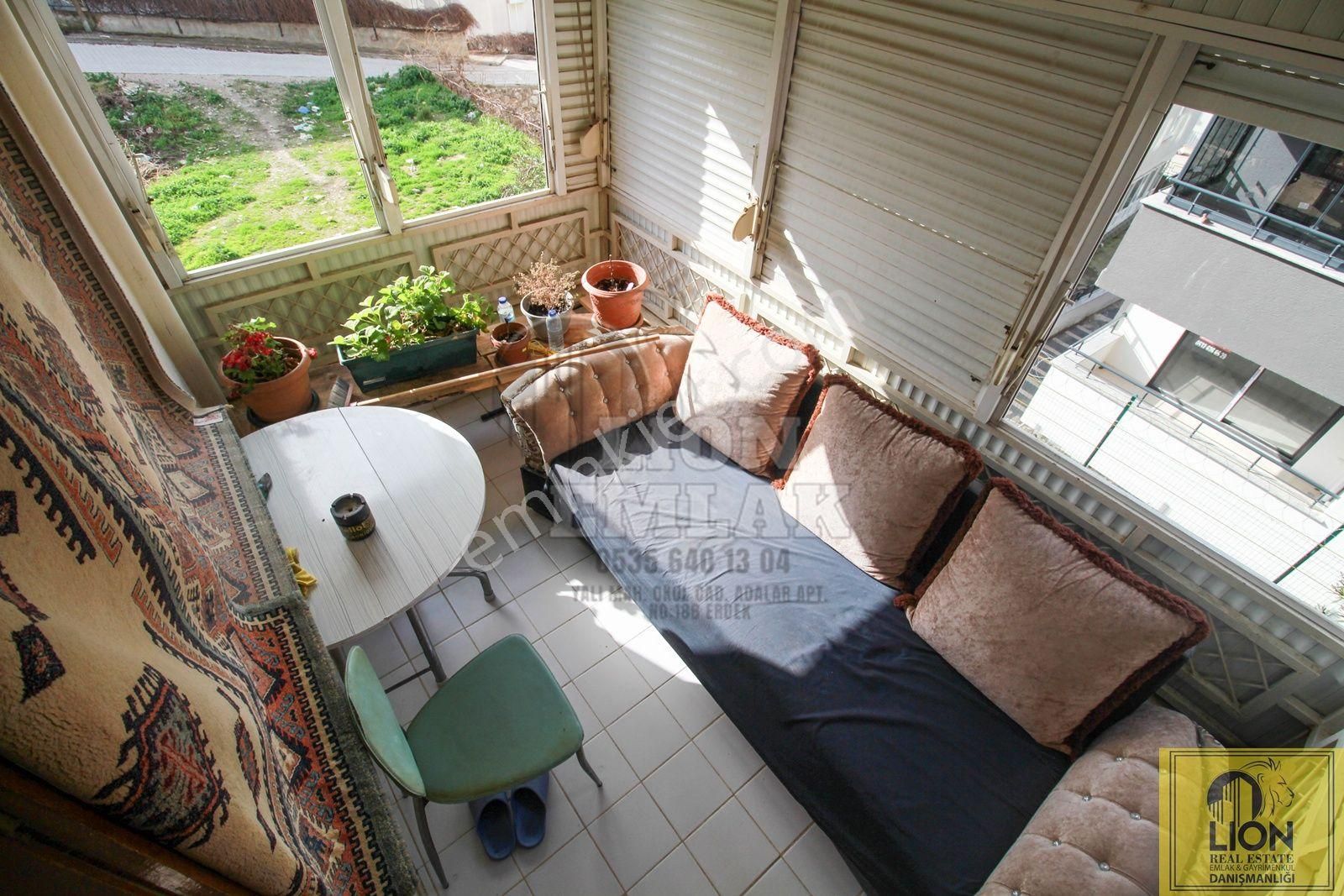 Erdek Atatürk Mahallesi 2+1 80m² Satılık Ara Kat Daire