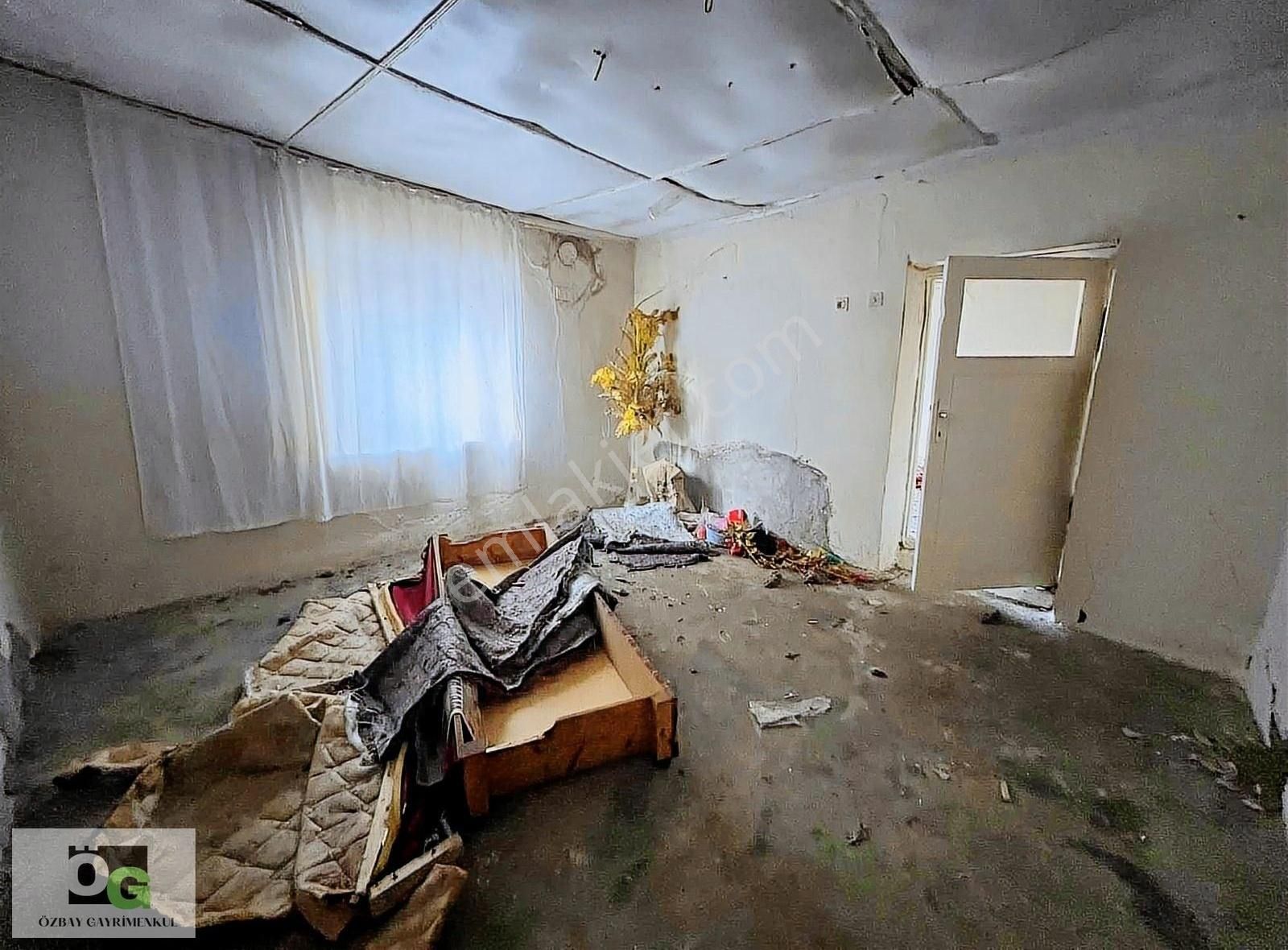 Özbay Gayrimenkul'den / Sarısu Mah'de 3+1 Satılık Müstakil Ev