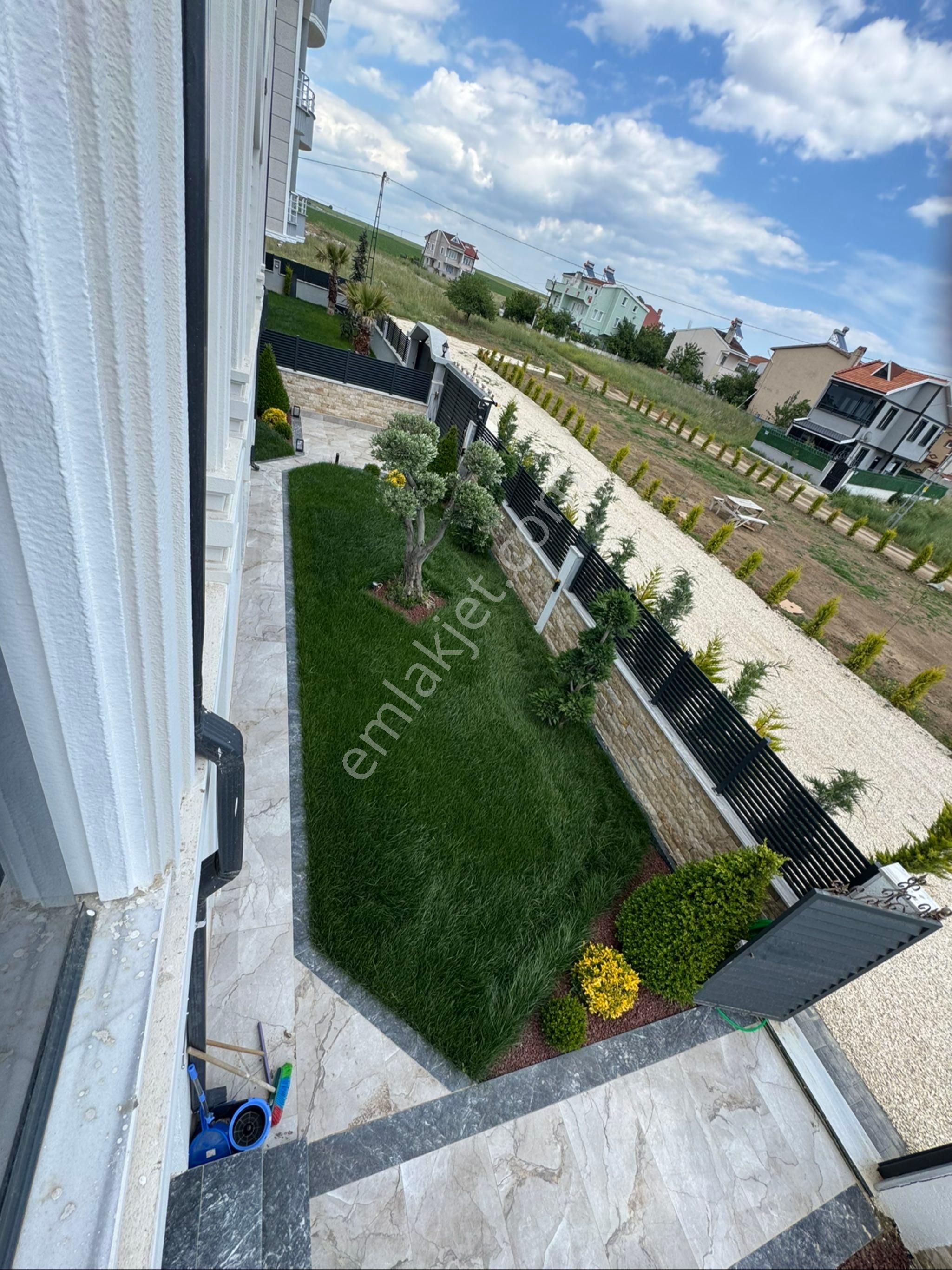 Yeniçiflikte Satılık Lüx Şato Tarzında Vila - Görsel 17