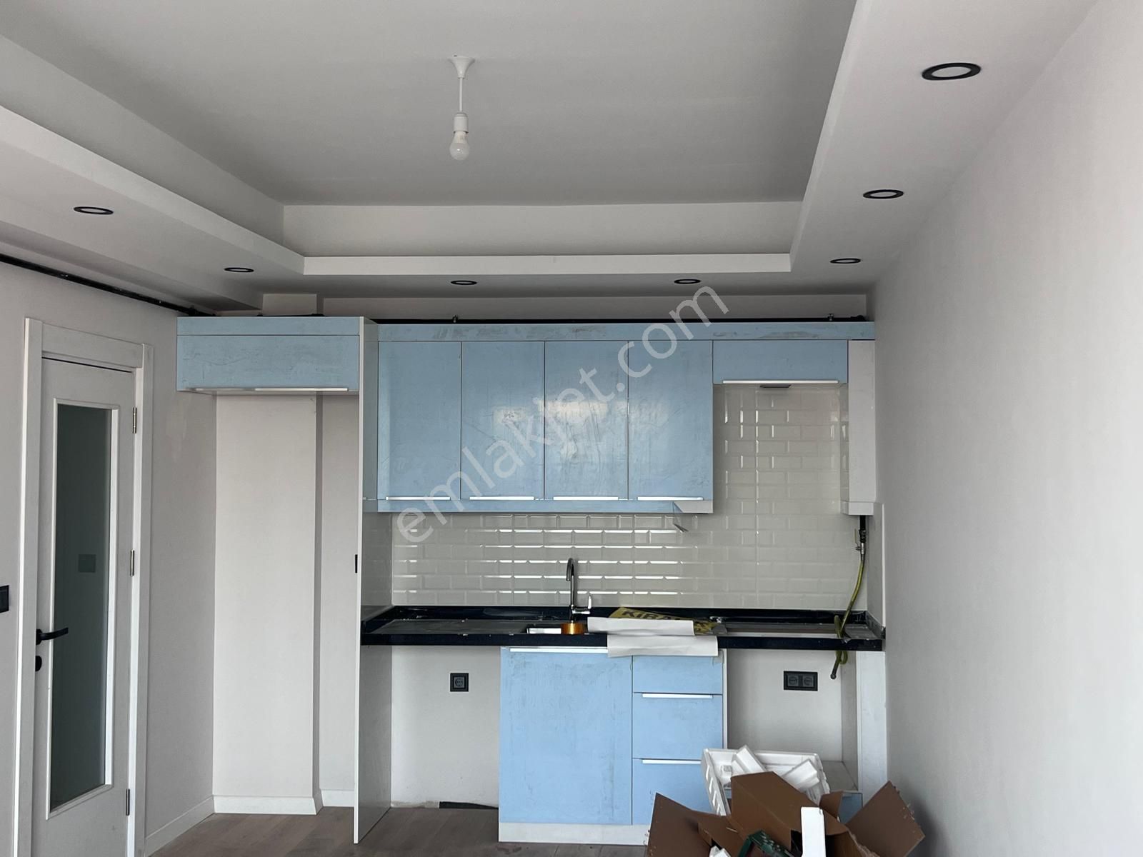 Beylikdüzü Yakuplu Mh 2+1 3 Kat Daire