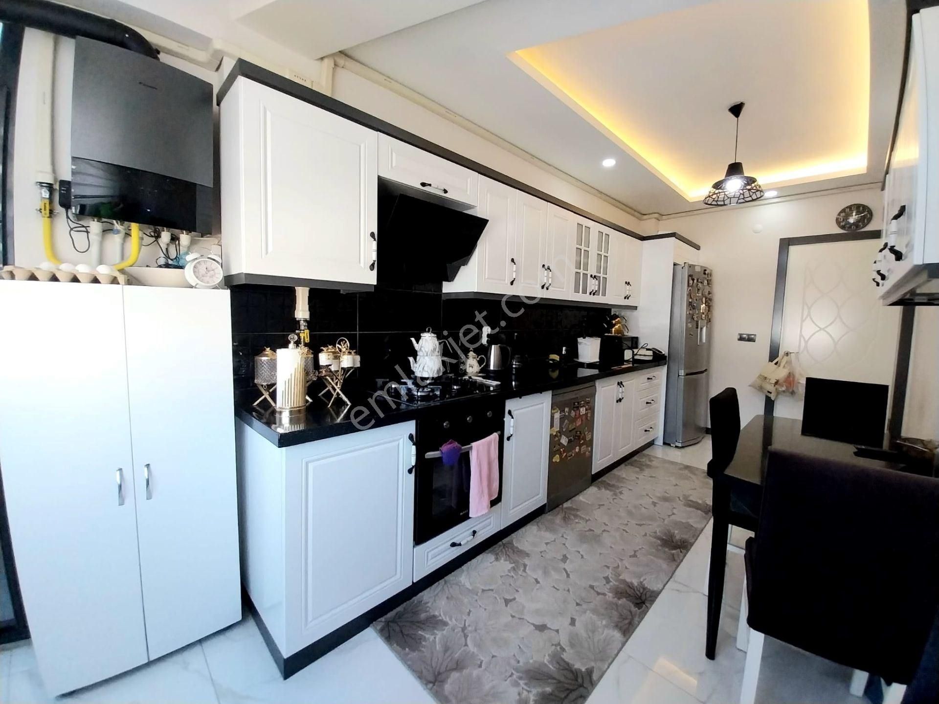 **tek Yetki Yükselden Kadıköy Dağ Manzaralı Ebeveyn Banyolu 3+1* - Görsel 6