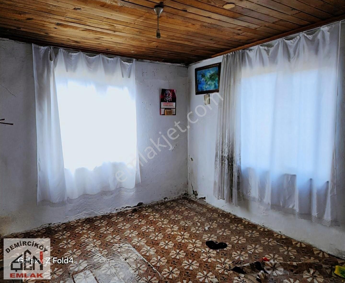 Demirciköy' De Müstakil Bahçeli Satılık Ev - Görsel 14