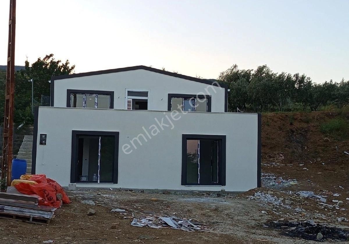 Bilge Emlak'tan Şarköy Gaziköy'de Harika Bir Konumda Sıfır Yapılmış İki Katlı Dubleks Bahçeli Ev