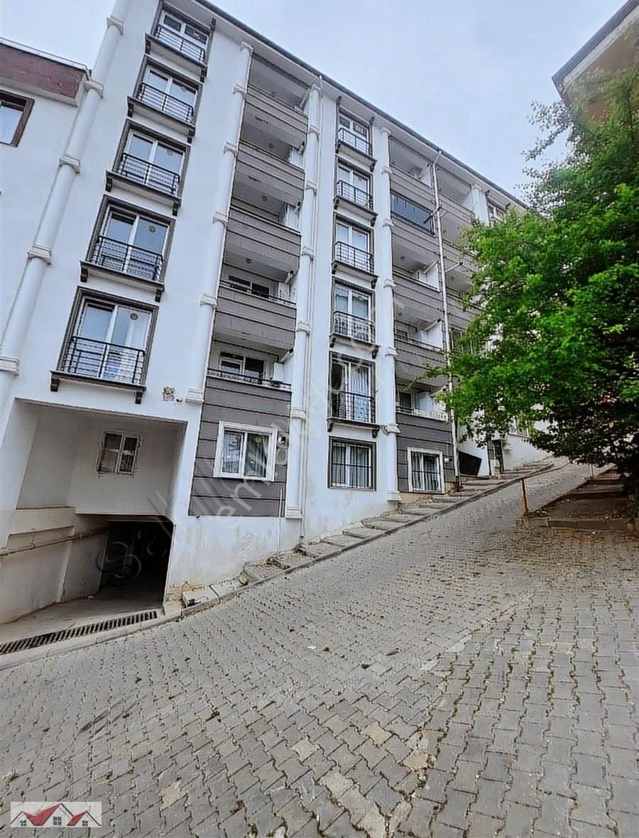Seçkin'den Merkez De Ara Kat 1+1 Eşyalı Kiralık Daire
