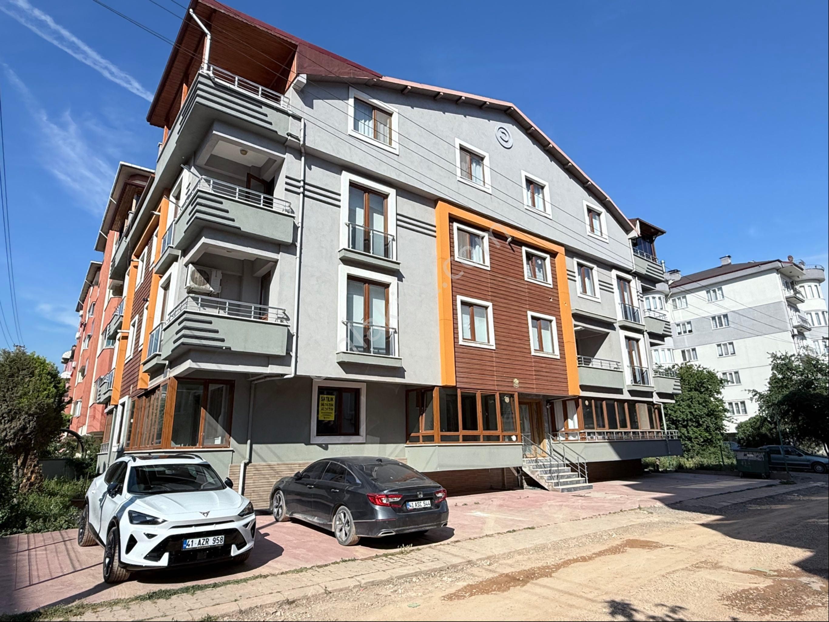 Mimarsinan Mah Satılık 3+1 Yüksek Giriş Kat